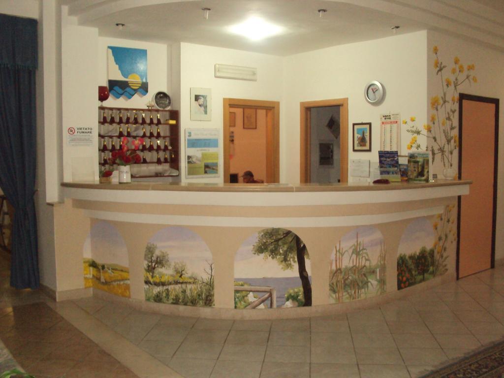 Hotel Piccolo Paradiso Di Роди Гарганико Екстериор снимка