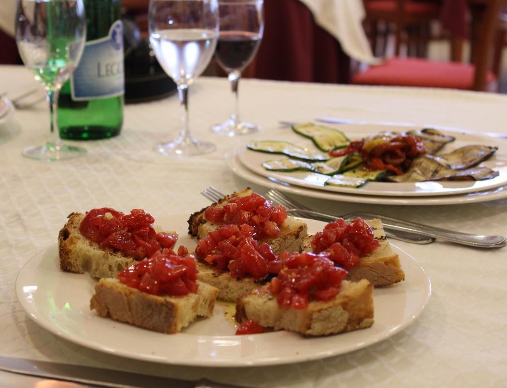 Hotel Piccolo Paradiso Di Роди Гарганико Екстериор снимка