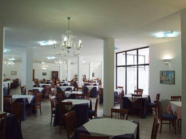 Hotel Piccolo Paradiso Di Роди Гарганико Екстериор снимка